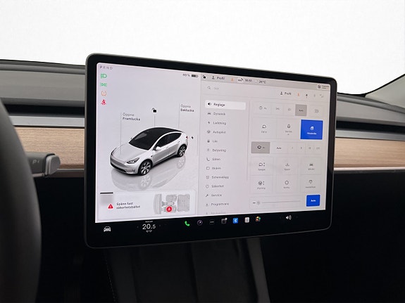 Tesla Model Y 22 of 30