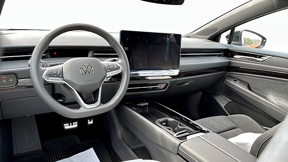 Volkswagen ID.7 10 of 16