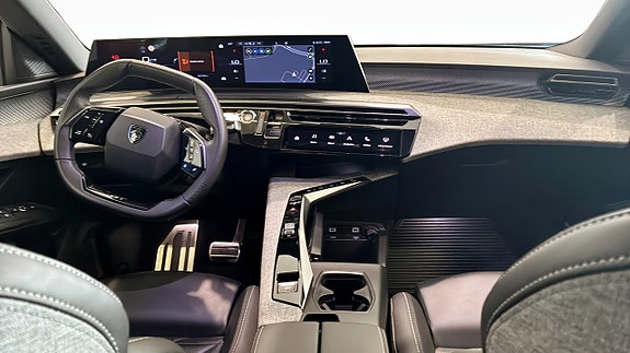 Peugeot 3008 4 of 12