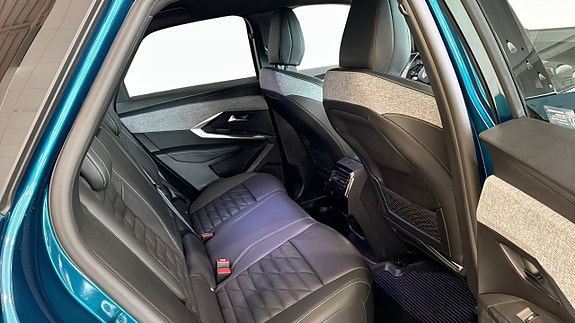 Peugeot 3008 5 of 12