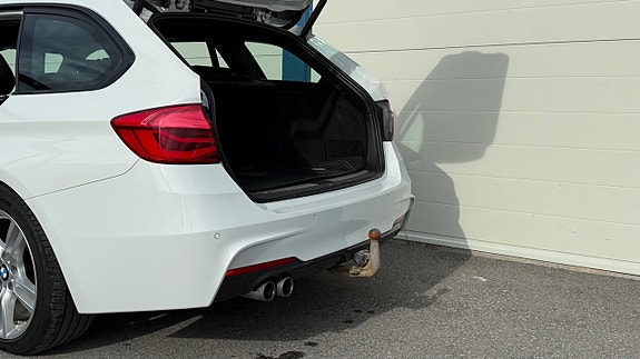 BMW 320d 5 of 5