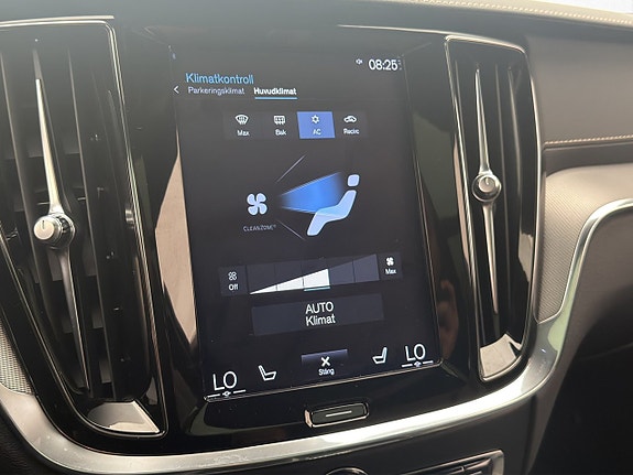 Volvo V60 28 of 30