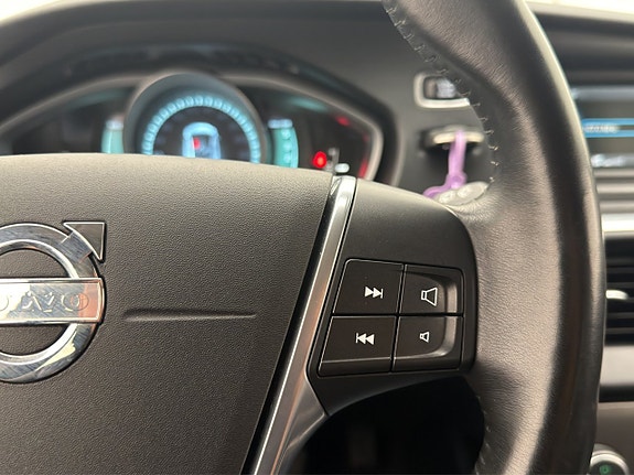 Volvo V40 20 of 24