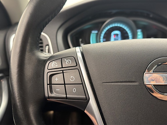 Volvo V40 19 of 24