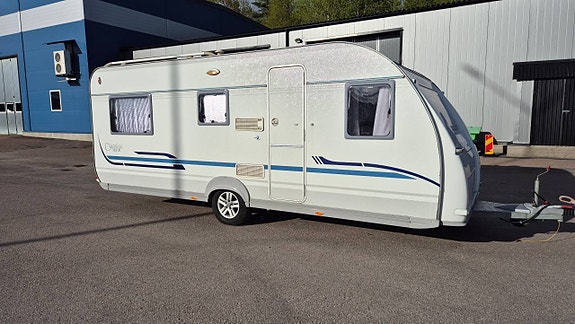 Köper husbil/husvagn adria hobby knaus wilk även fukt obes