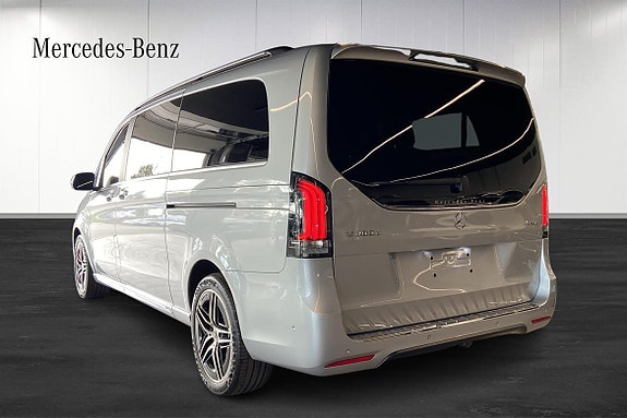 Mercedes-Benz Vito 108 3 of 5