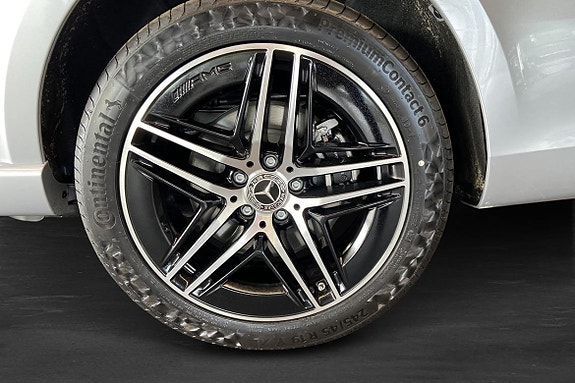 Mercedes-Benz Vito 108 16 of 16
