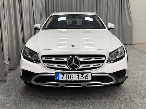 Mercedes-Benz E220 d 4 of 16