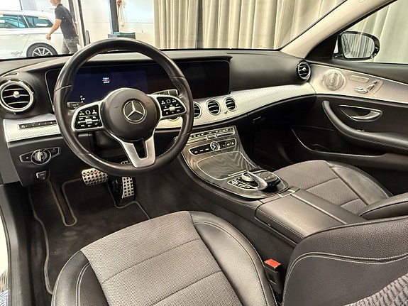 Mercedes-Benz E220 d 8 of 16