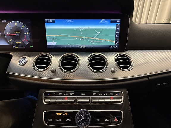 Mercedes-Benz E220 d 11 of 16