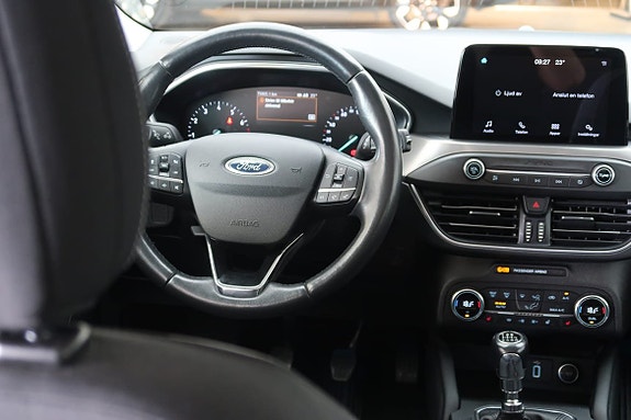 Ford Focus 9 of 15