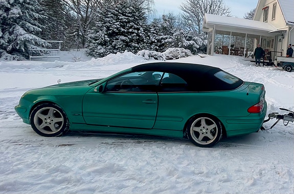 Mercedes-Benz CLK230 8 of 15