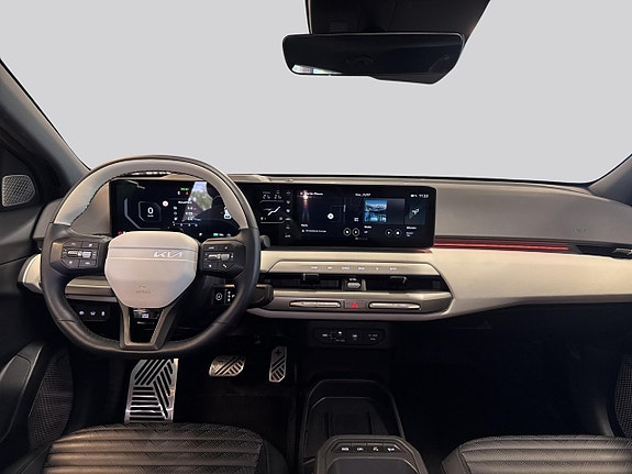 Kia EV4 7 of 22