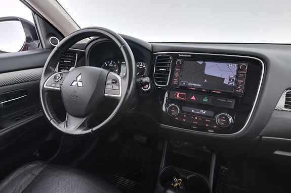 Mitsubishi Outlander 14 of 28