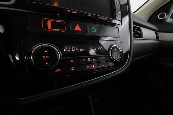 Mitsubishi Outlander 22 of 28