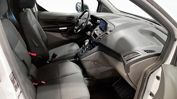 Ford Transit Connect 3 of 9