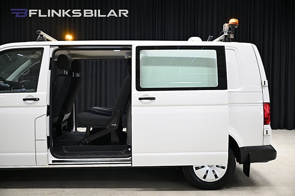 Volkswagen Transporter 8 of 30