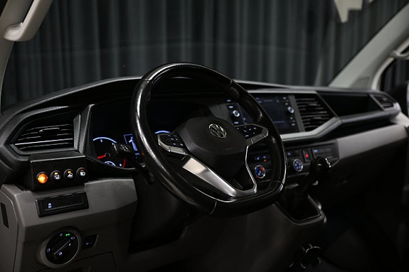 Volkswagen Transporter 20 of 30