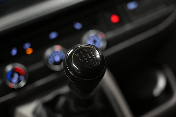Volkswagen Transporter 28 of 30