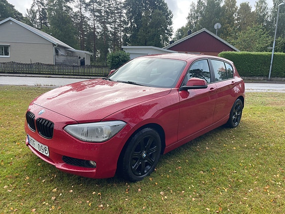 BMW 118d 6 of 8