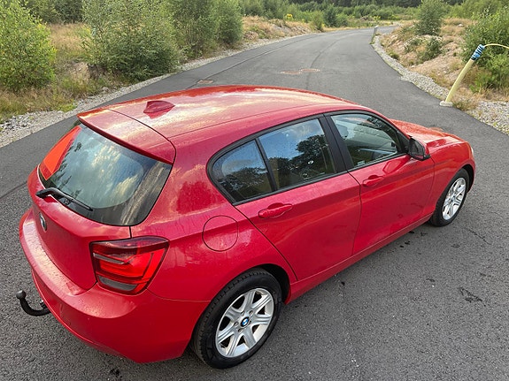 BMW 118d 6 of 7