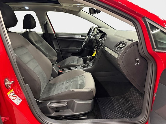 Volkswagen Golf Alltrack 15 of 15