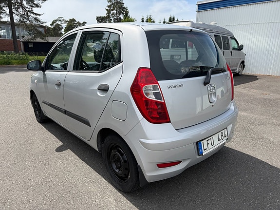 Hyundai i10 5 of 5