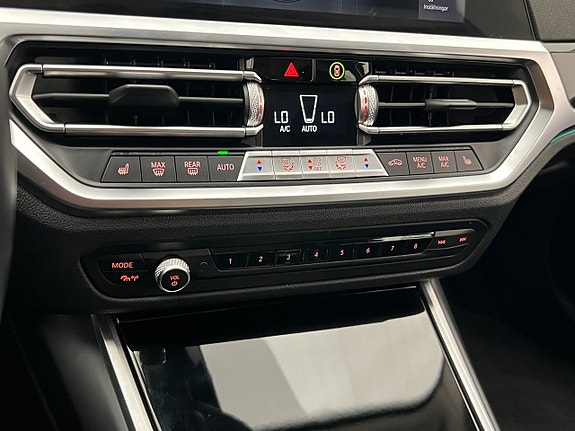 BMW 330e 21 of 30