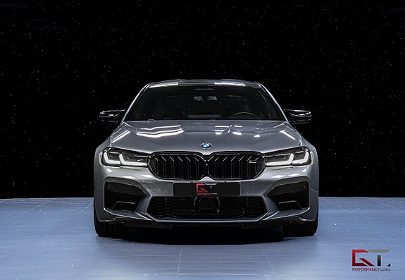 BMW M5 3 of 5