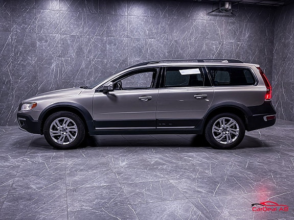 Volvo XC70 4 of 27