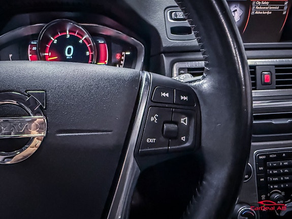 Volvo XC70 21 of 28