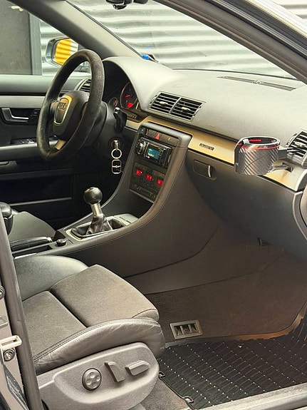 Audi A4 11 of 12
