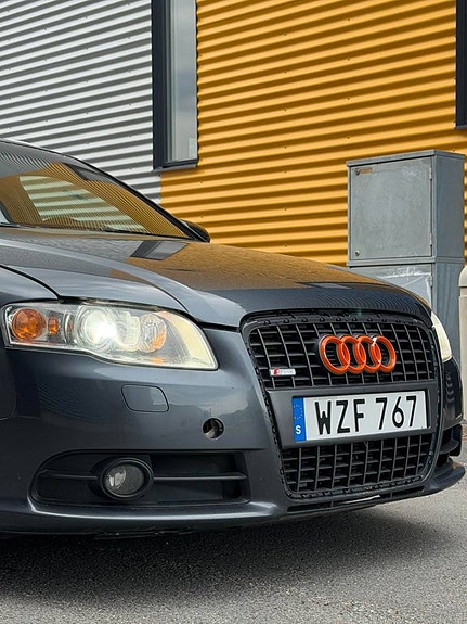 Audi A4 5 of 12