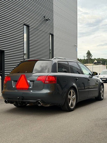 Audi A4 3 of 12