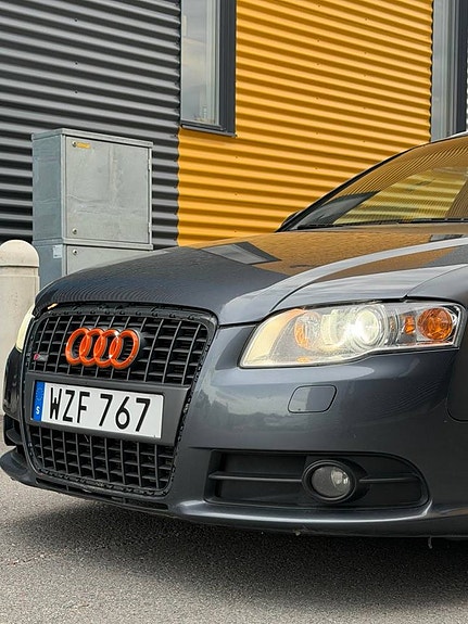 Audi A4 8 of 12