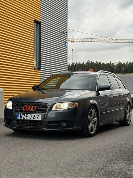 Audi A4 7 of 12