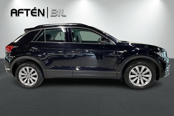 Volkswagen T-Roc 7 of 29