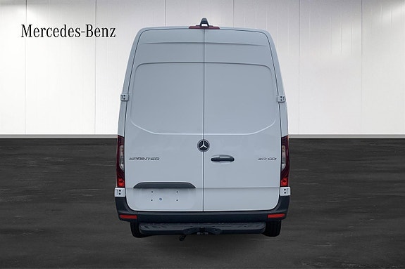 Mercedes-Benz Sprinter 317 10 of 11