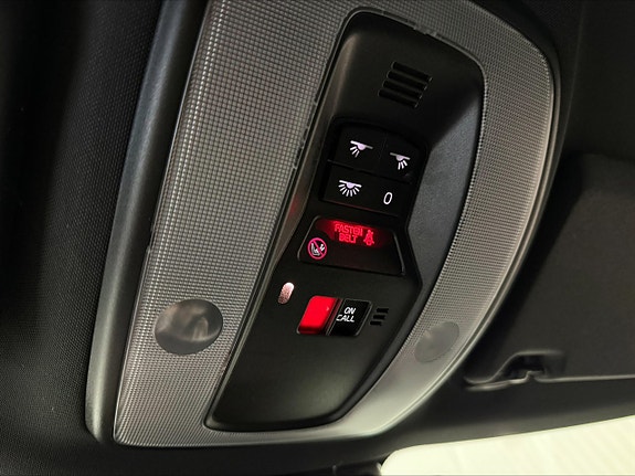 Volvo XC60 16 of 19