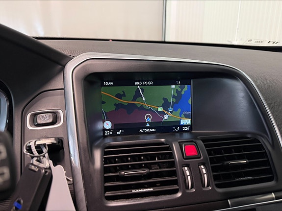 Volvo XC60 17 of 19