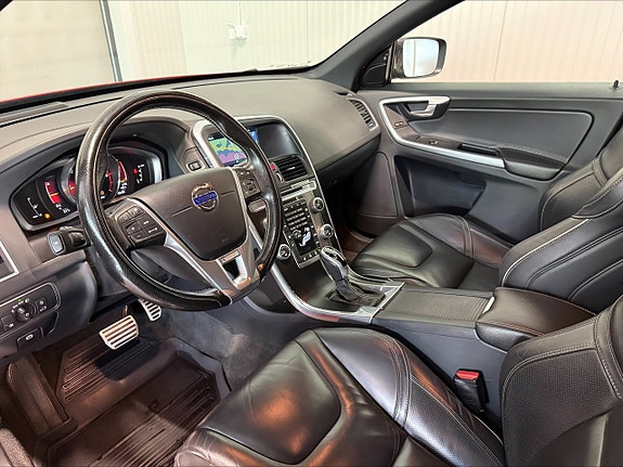 Volvo XC60 10 of 19