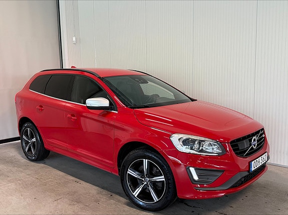 Volvo XC60 2 of 19