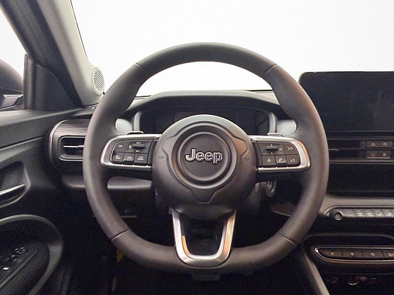 Jeep Avenger 13 of 30