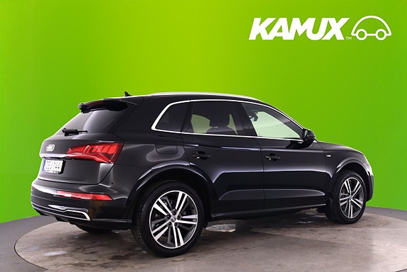 Audi Q5 2 of 5