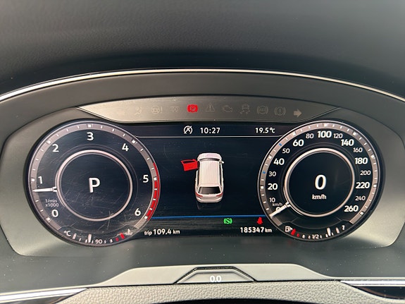 Volkswagen Passat Alltrack 16 of 21