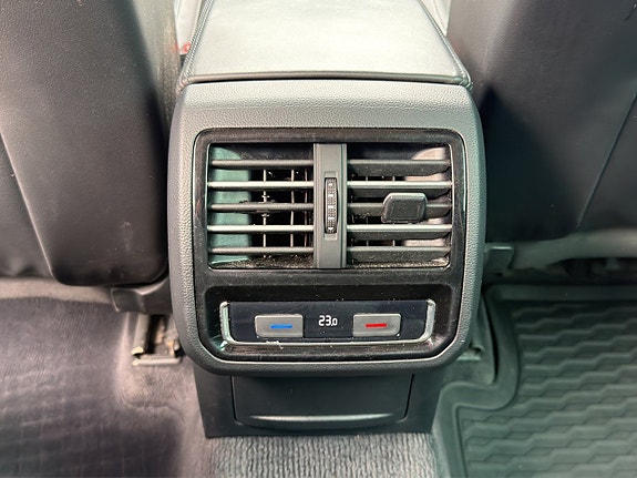 Volkswagen Passat Alltrack 20 of 21