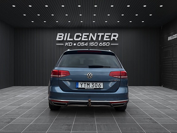 Volkswagen Passat Alltrack 8 of 21