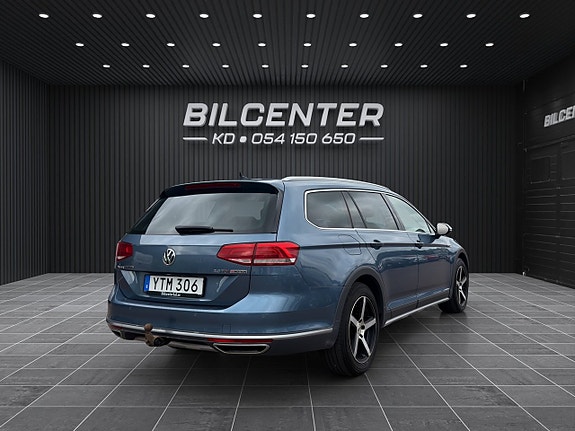Volkswagen Passat Alltrack 7 of 21