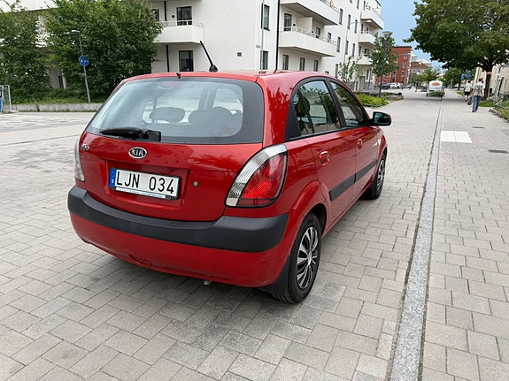 Kia Rio 3 of 5