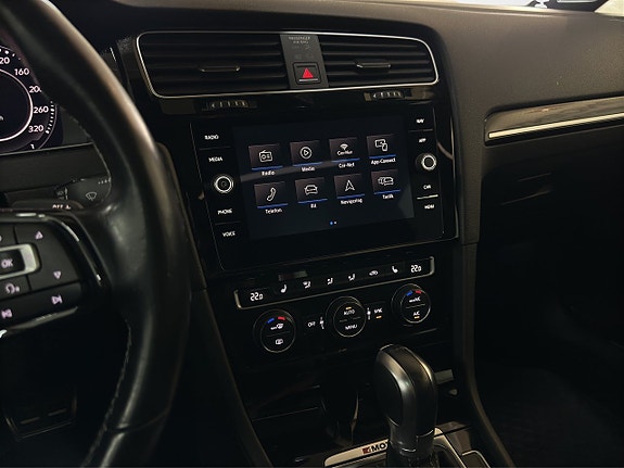 Volkswagen Golf I 21 of 30